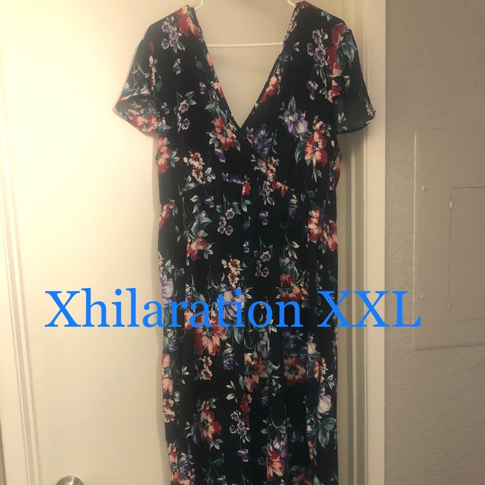 XXL Black floral summer dress, open back